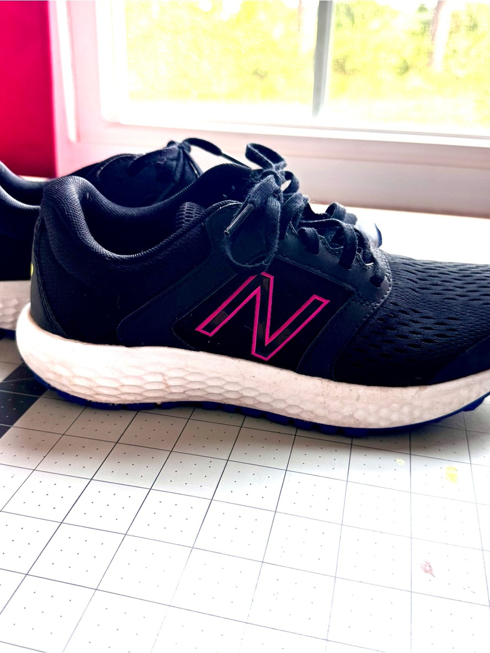 New Balance 520 Comfort Ride Black Running Casual Shoe with Pink Logo